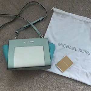 Michael Kors Crossbody